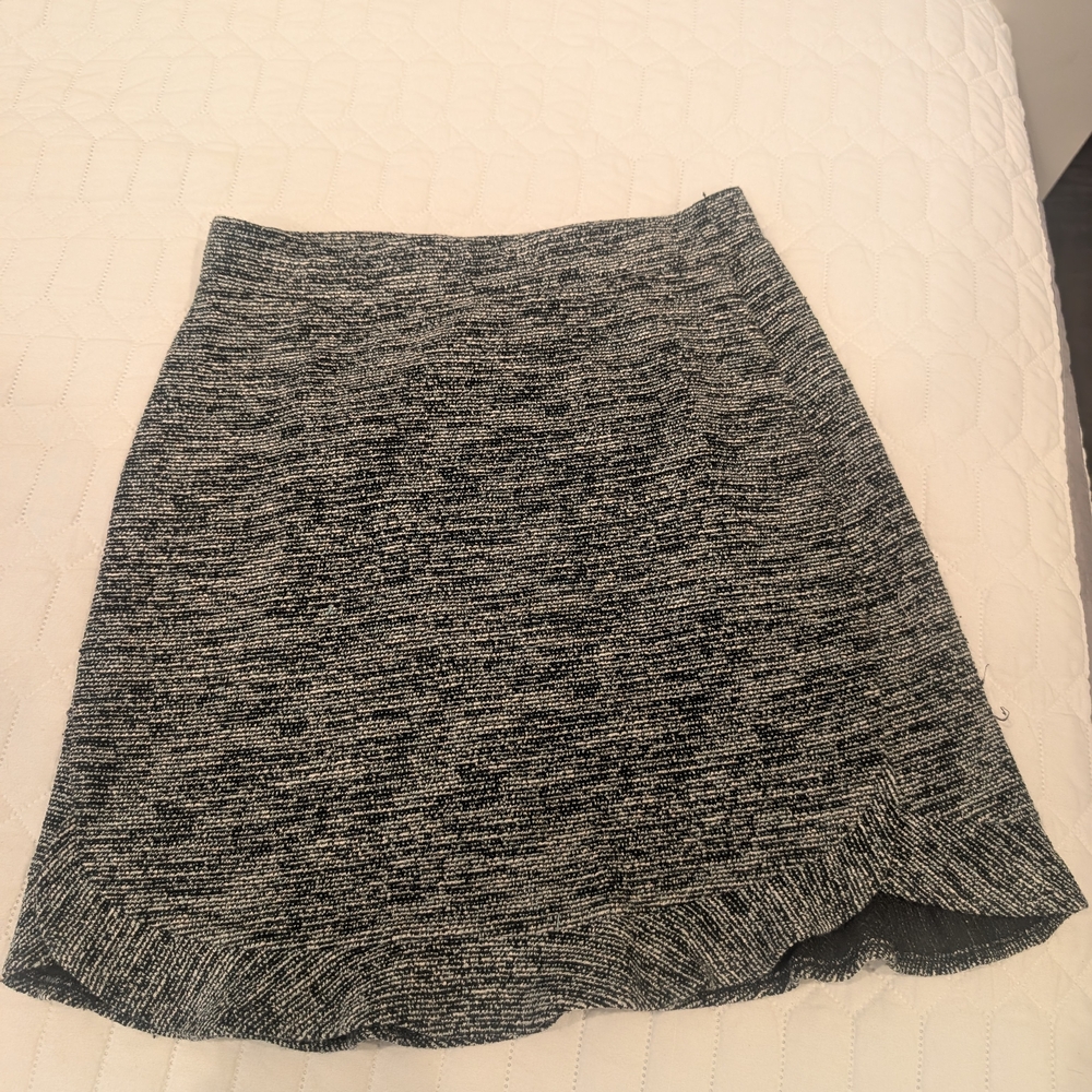 LOFT Black and Gray Textured Mini Skirt